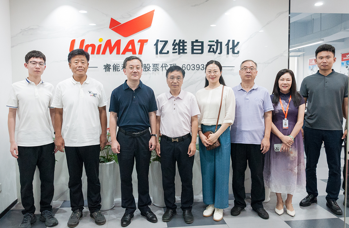 潍坊市坊子区委副书记钟敏一行莅临k8凯发天生赢家一触即发人生自动化参观调研